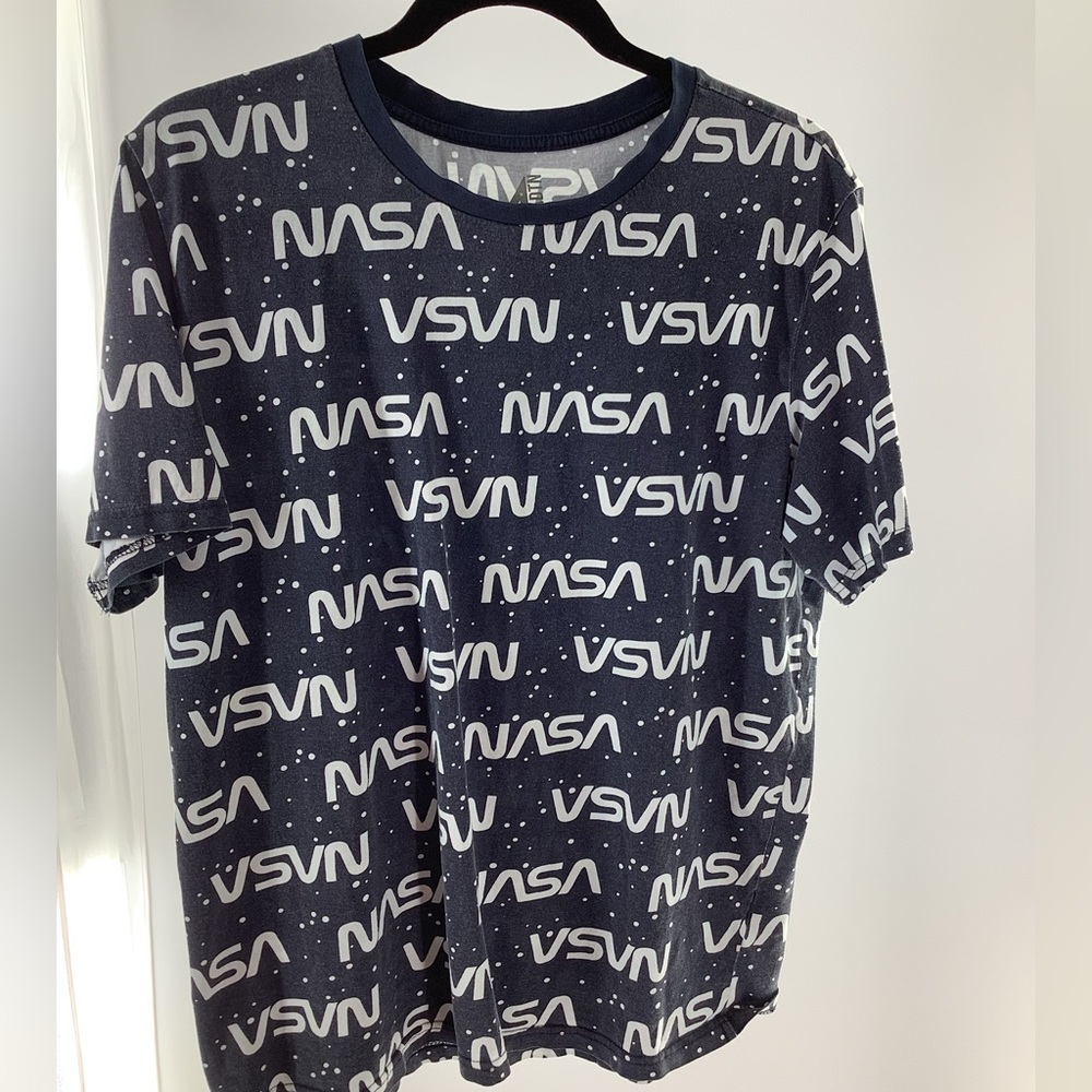 NASA T-Shirt Size American Dream Team Network Large Blue and white cotton
